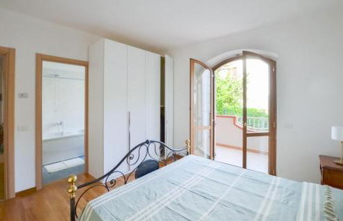 3 Bedroom Cozy Apartment In Gubbio - Foto 17