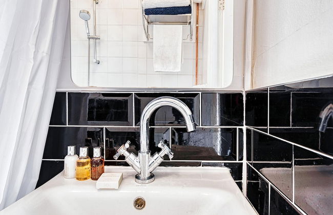 Warm and Welcoming Home in Putney by Underthedoormat - Foto 26