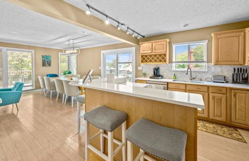 120 Creel Home away from Home for 22 at the Lake - Foto 38