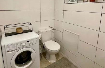 Logement jacuzzi privatif 5km du centre ville - Foto 14