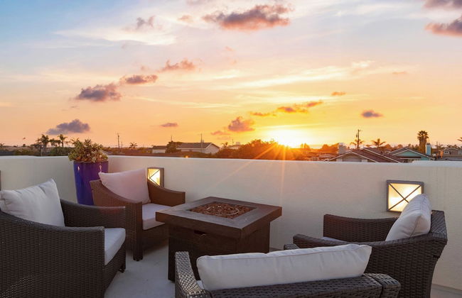 Sunset Serenity by Avantstay Rooftop w/ Hot Tub & Fire Pit, 3 Blocks to Beach! - Foto 38