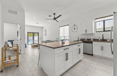 Oasis Yard -Pool-Jets-Game Room-BBQ-Relaxing - Foto 18