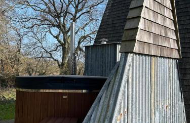 Aframe Tiny Home SILVA with private hot tub - Foto 8