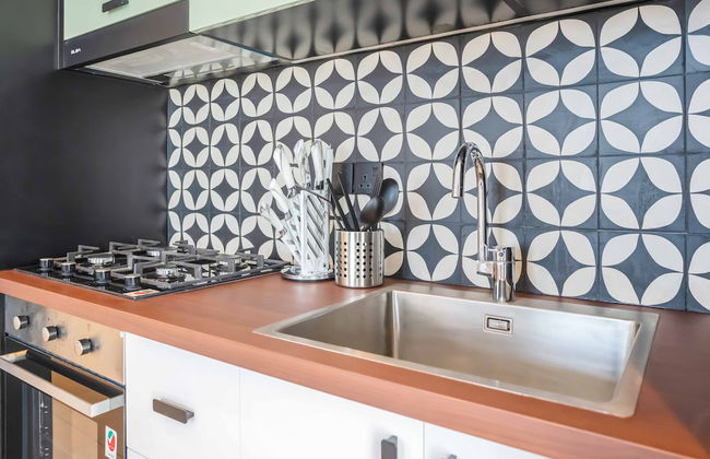 Cozy 2BR Apartment in Socio Tower 2 - Foto 22