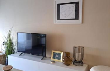 Elegant City Center Apartment - Foto 12