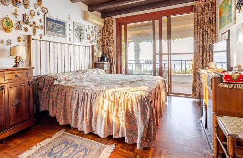 Alle due Torri, villa sulla roccia a picco sul mare - Foto 25