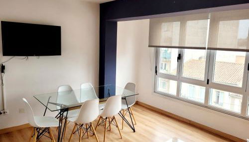 AMPLIO PISO LUMINOSO CERCA DEL CAMINO Y CATEDRAL C3 - Photo 4