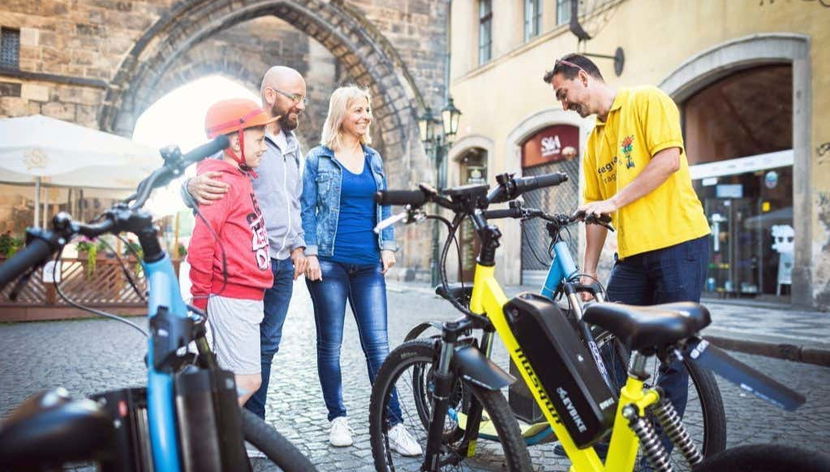 Tour di Praga in monopattino elettrico - Foto 2