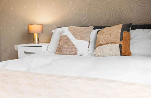 Spacious 4-bedroom House in Birmingham near city centre with Parking and ideal for families and groups - Foto 7