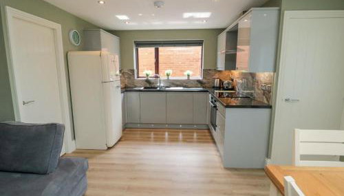 6 Fairfax Close - Photo 4