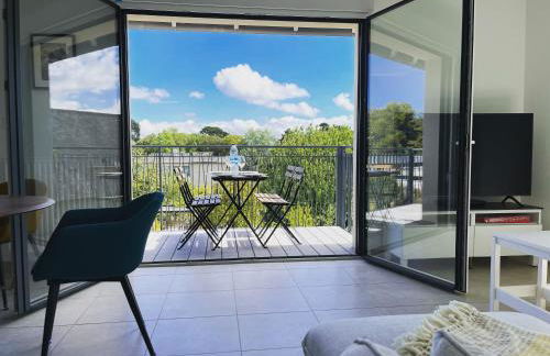 BELLA CRUZ 66 m2 prestations premium, wifi, balcon, parking avec borne de recharge électrique, plage Prieuré, Commerces - Foto 3