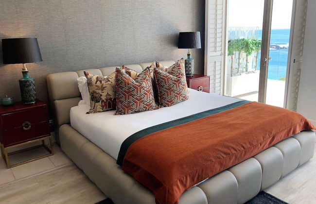 Clifton YOLO Spaces – Clifton Mansion Villa - Photo 23