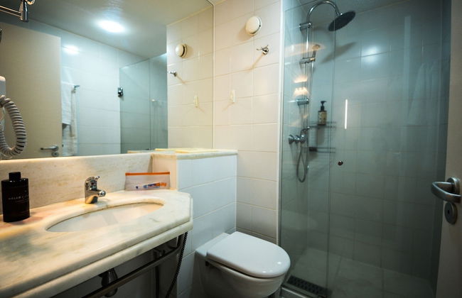 Xtay Guarulhos Aeroporto - Photo 34