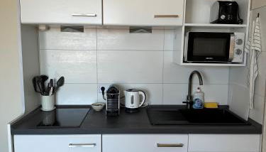 Traumhafte Ferienwohnung "Seeperle" in Cuxhaven - Duhnen mit Teilseeblick in 1A Lage - Foto 4, stove, minibar