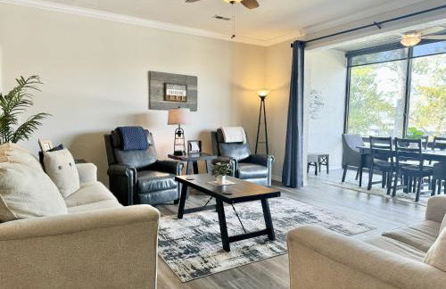 Lower Level Condo B-2 with Dock - Foto 13