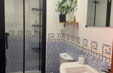 Apartamento céntrico a 50m de la playa - Foto 9