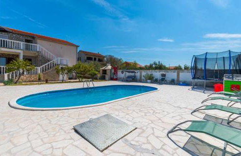 6 Bedroom Lovely Home In Ceranje Gornje - Foto 12