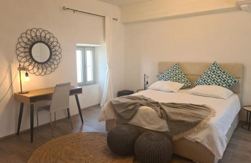 Amber's Place: cosy house with pool and sea views - Foto 13