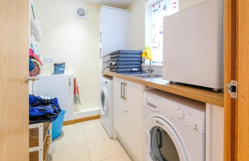 6 The Salterns - Yarmouth - Photo 14