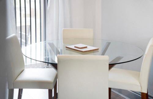 Comfortable 2BR Home 10 Min to Durham Cathedral - Foto 8