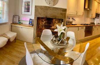 The Tenth House, Grade II Listed Georgian Town House, Wirksworth, Derbyshire, Peak District Cottage, Sleeps 4 - Foto 50