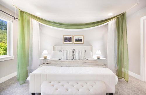 Modern Kirkland 4BR Family Oasis Kids Paradise - Photo 44