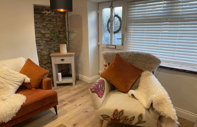 Charming 1-bed Cottage in Brynmenyn - Foto 9