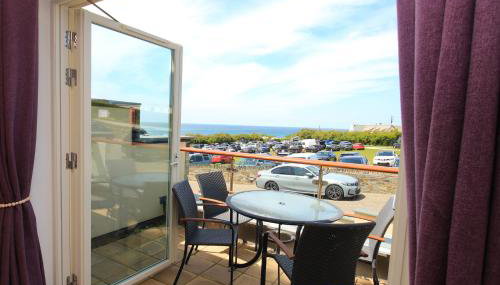 SEA VIEWS, beachside apartment with balcony - Foto 2