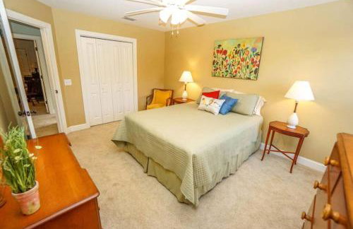 Ideal Location! Perfect for Graduations and Lowcountry Getaways! - Foto 2