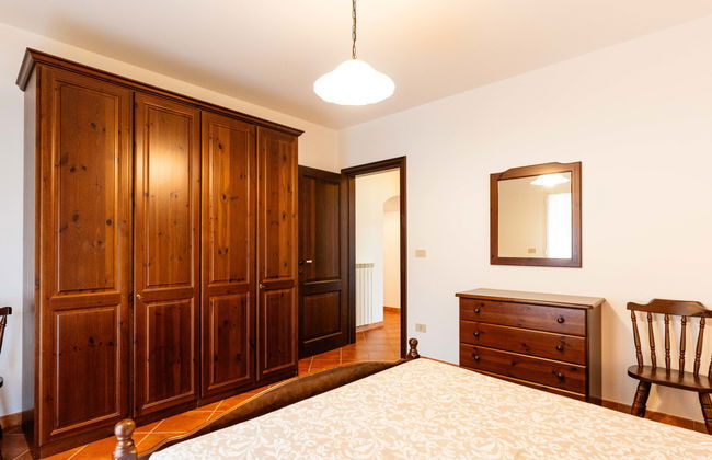 3 bedroom Apartment in Diano Castello with swimming pool and garden - Photo 16