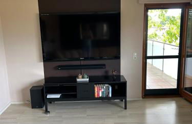 Stilvolle Wohnung im Zweifamilienhaus mit Feldrandlage und zentraler Lage - Foto 3