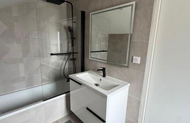 Oasis Balcon Vibes Tropicales Arena Parc Expo Clim - Foto 8