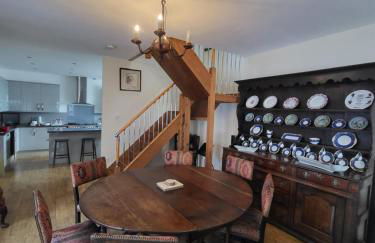 The Coach House - Photo 13