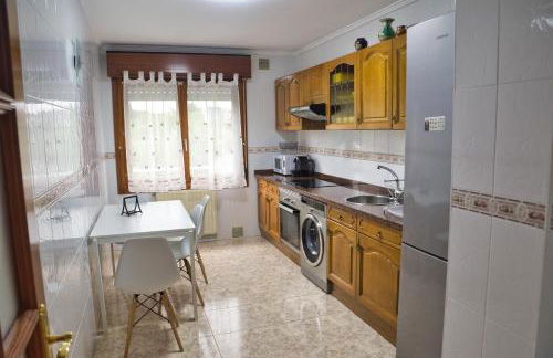 La Villa De Lore, Piso Completo Apto 6 Personas Con Garaje - Photo 12