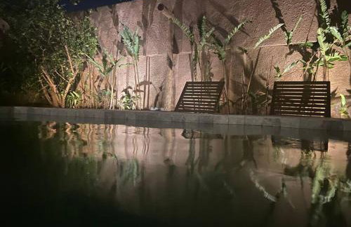 Bangalô com piscina e privacidade a 6 km do centro - Foto 13