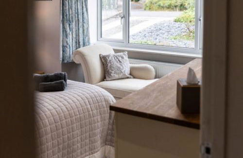 Stylish 2 bed pet-friendly coastal retreat - Foto 12