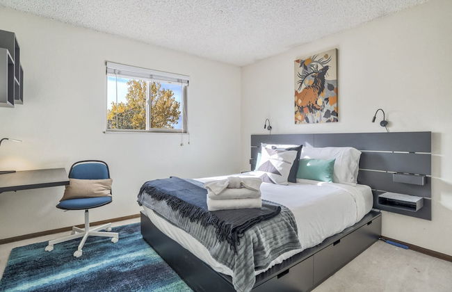 4BR Central Location & Near Parks! - Photo 13