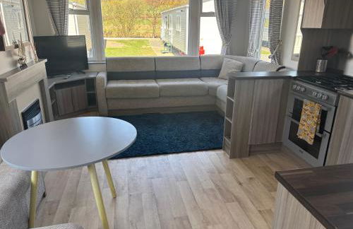 Sea Breeze Retreat 2 Bedroom Pet Friendly Caravan in Clarach Bay - Foto 13
