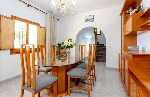 Villa in Playa D´en Bossa sleeps 9 - Foto 16