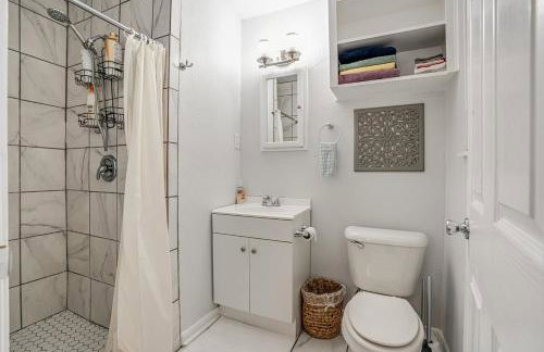 Family fun 4bed 2bath with pool - Foto 30