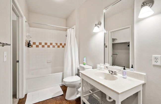 Plano Urban 2BD 2BA Apartment - Foto 5