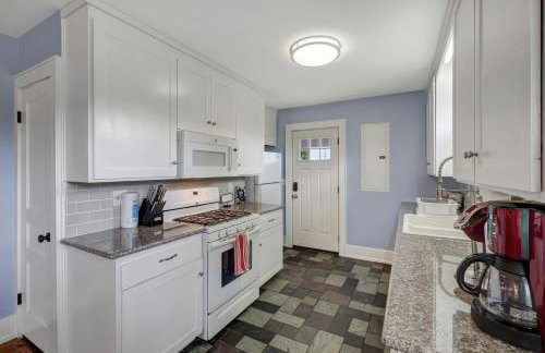 2 BR Home 4 Miles to Broadway Sleeps 4 - Foto 12