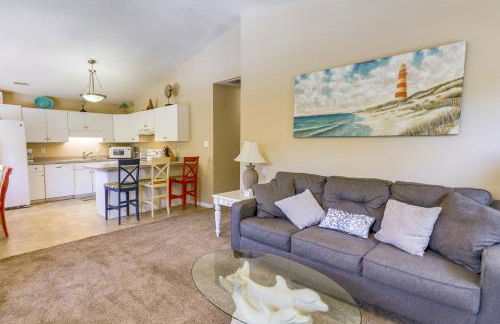 Charming Emerald Isle Escape Less Than 1 Mi to Beach! - Foto 7