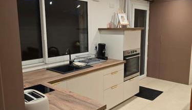 À L'ombre Du Pêcher - Foto 2