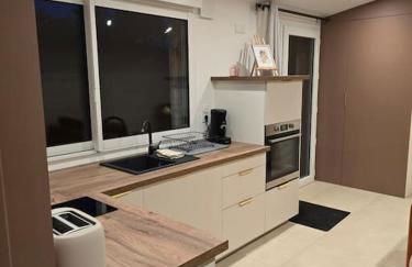 À L'ombre Du Pêcher - Foto 2