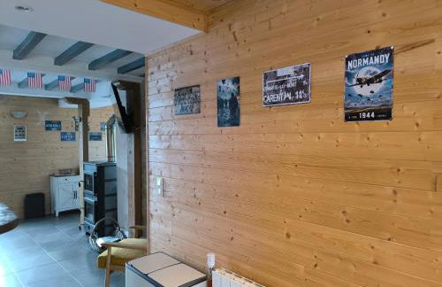 GITE A THEME D-DAY - situé à 15mn d'Omaha Beach - Animaux OK - Terrain clos - Aucuns voisins - WIFI - Foto 20