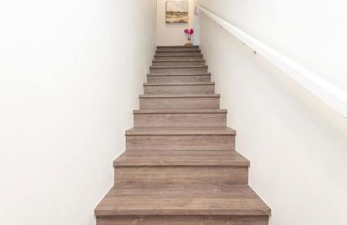 Snazzy 3BR Apt Hollywood with Pool & Spa - Foto 23