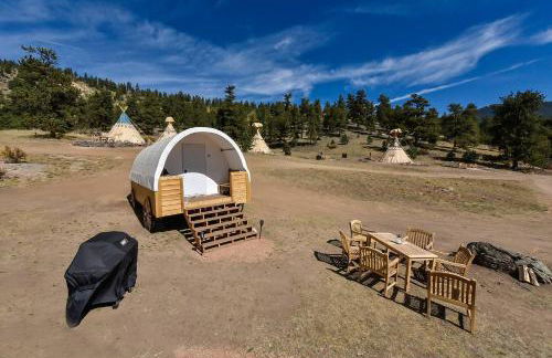 Enjoy a "Weekend in the Wild" in a Conestoga Wagon - Foto 13