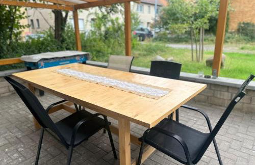 Haus mit Terrasse&Garten - Foto 1