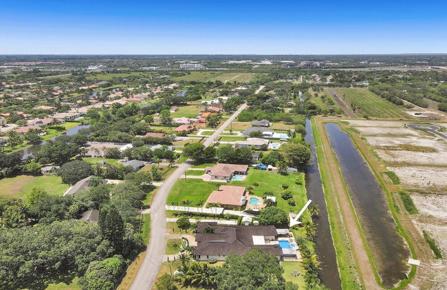 8-BR with Pool & Mini-golf & Soccer - Foto 45
